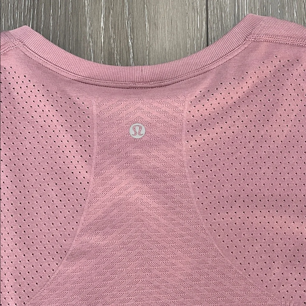 Lululemon Breeze By Long Sleeve Fusion Size 10